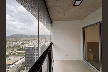 Apartamento para alugar com 85m², 2 quartos e 1 vaga Apartamento para alugar com 85m², 2 quartos e 1 vagaSuíte - Varanda