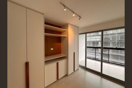 Apartamento para alugar com 85m², 2 quartos e 1 vaga Apartamento para alugar com 85m², 2 quartos e 1 vagaQuarto