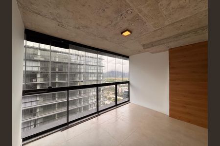 Apartamento para alugar com 85m², 2 quartos e 1 vaga Apartamento para alugar com 85m², 2 quartos e 1 vagaVaranda