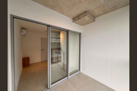 Apartamento para alugar com 85m², 2 quartos e 1 vaga Apartamento para alugar com 85m², 2 quartos e 1 vagaQuarto - Varanda