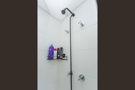 Apartamento à venda com 81m², 3 quartos e 2 vagasBanheiro social