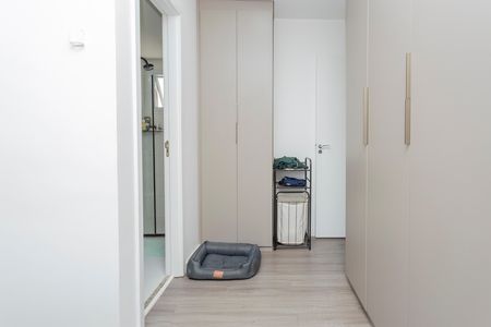 Apartamento à venda com 81m², 3 quartos e 2 vagasCloset da Suíte