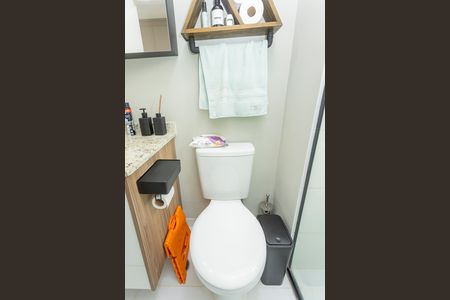 Apartamento à venda com 81m², 3 quartos e 2 vagasBanheiro da Suíte