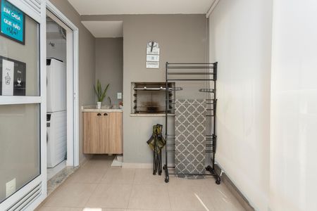 Apartamento à venda com 81m², 3 quartos e 2 vagasVaranda