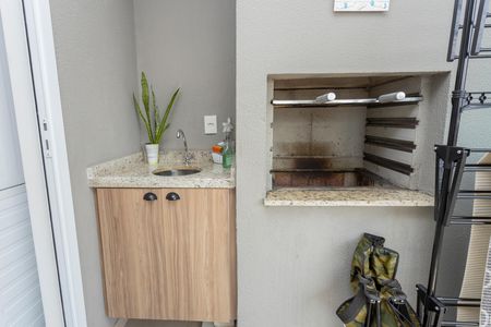 Apartamento à venda com 81m², 3 quartos e 2 vagasChurrasqueira