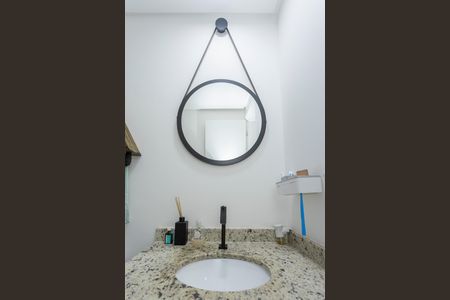 Apartamento à venda com 81m², 3 quartos e 2 vagasBanheiro social