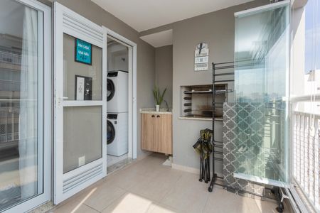 Apartamento à venda com 81m², 3 quartos e 2 vagasVaranda