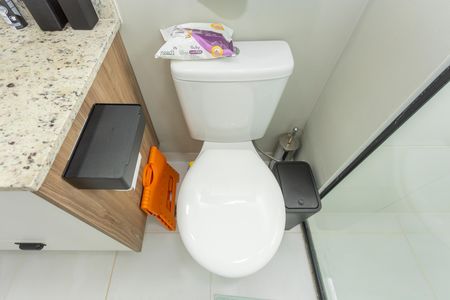 Apartamento à venda com 81m², 3 quartos e 2 vagasBanheiro da Suíte
