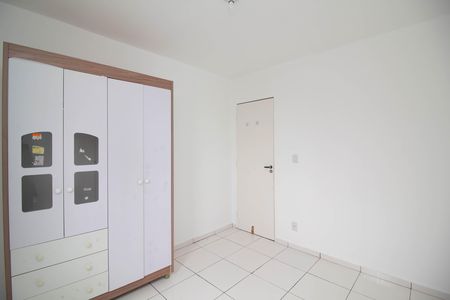 Quarto 1 de apartamento para alugar com 2 quartos, 50m² em Jardim Flor da Montanha, Guarulhos