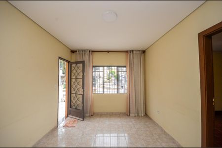 Sala de casa para alugar com 2 quartos, 200m² em Vila Zat, São Paulo