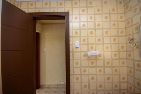 Casa para alugar com 130m², 2 quartos e 2 vagas Casa para alugar com 130m², 2 quartos e 2 vagasBanheiro