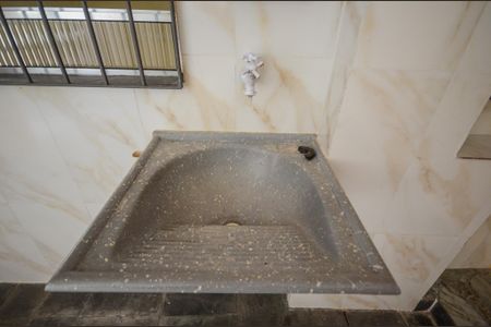Casa para alugar com 130m², 2 quartos e 2 vagas Casa para alugar com 130m², 2 quartos e 2 vagasÁrea de Serviço
