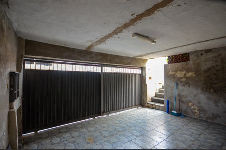 Casa para alugar com 130m², 2 quartos e 2 vagas Casa para alugar com 130m², 2 quartos e 2 vagasGaragem