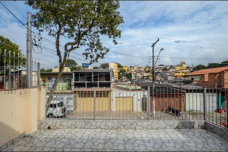 Casa para alugar com 130m², 2 quartos e 2 vagas Casa para alugar com 130m², 2 quartos e 2 vagasÁrea externa