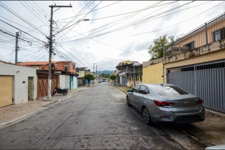 Casa para alugar com 130m², 2 quartos e 2 vagas Casa para alugar com 130m², 2 quartos e 2 vagasFachada