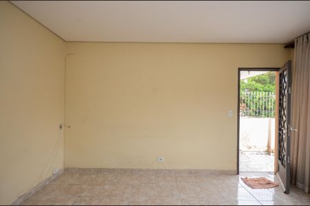 Casa para alugar com 130m², 2 quartos e 2 vagas Casa para alugar com 130m², 2 quartos e 2 vagasSala