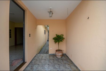 Casa para alugar com 130m², 2 quartos e 2 vagas Casa para alugar com 130m², 2 quartos e 2 vagasEntrada