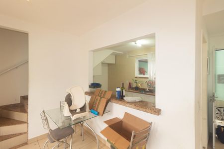 Casa de condomínio para alugar com 70m², 2 quartos e 1 vagaCozinha