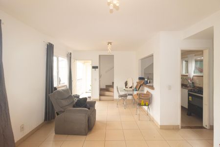 Casa de condomínio para alugar com 70m², 2 quartos e 1 vagaSala