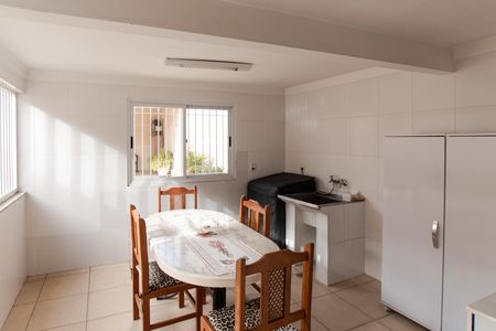 Casa à venda com 80m², 2 quartos e 4 vagasÁrea de Serviço