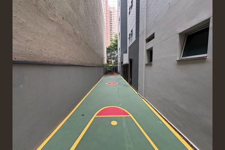 Apartamento à venda com 103m², 3 quartos e 2 vagas Apartamento à venda com 103m², 3 quartos e 2 vagasQuadra de esportes