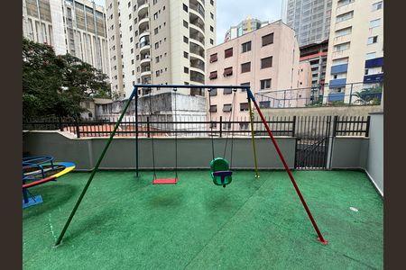 Apartamento à venda com 103m², 3 quartos e 2 vagas Apartamento à venda com 103m², 3 quartos e 2 vagasPlayground