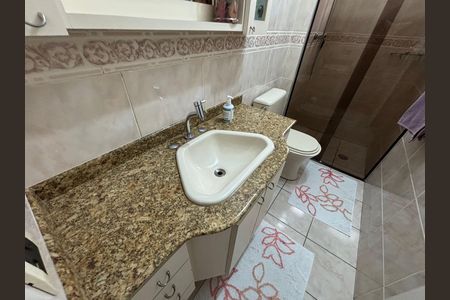 Apartamento à venda com 103m², 3 quartos e 2 vagas Apartamento à venda com 103m², 3 quartos e 2 vagasBanheiro 2
