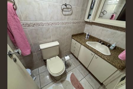 Apartamento à venda com 103m², 3 quartos e 2 vagas Apartamento à venda com 103m², 3 quartos e 2 vagasBanheiro 3