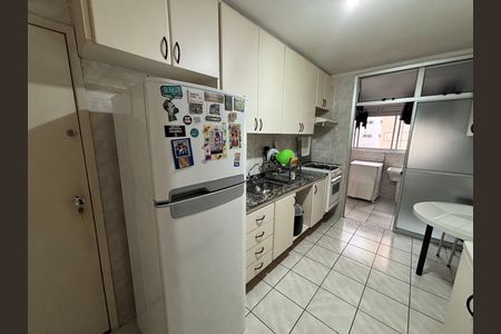 Apartamento à venda com 103m², 3 quartos e 2 vagas Apartamento à venda com 103m², 3 quartos e 2 vagasCozinha - Armários