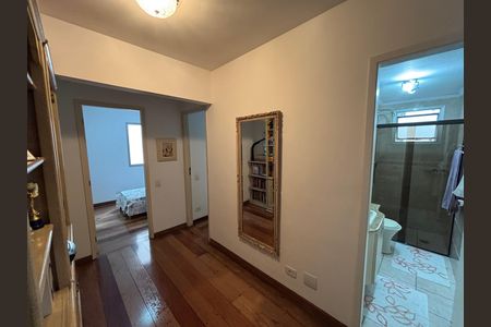 Apartamento à venda com 103m², 3 quartos e 2 vagas Apartamento à venda com 103m², 3 quartos e 2 vagasCorredor