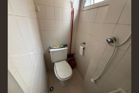 Apartamento à venda com 103m², 3 quartos e 2 vagas Apartamento à venda com 103m², 3 quartos e 2 vagasBanheiro 1