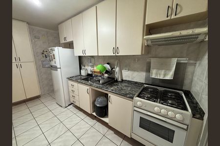 Apartamento à venda com 103m², 3 quartos e 2 vagas Apartamento à venda com 103m², 3 quartos e 2 vagasCozinha