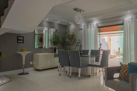 Sala de Jantar de casa à venda com 5 quartos, 256m² em Parque dos Passaros, São Bernardo do Campo