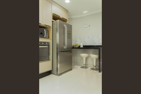 Casa à venda com 256m², 5 quartos e 4 vagasCozinha