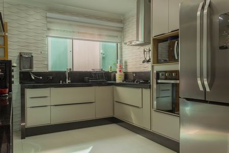 Casa à venda com 256m², 5 quartos e 4 vagasCozinha