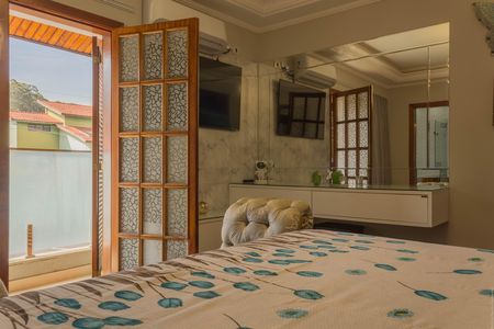 Casa à venda com 256m², 5 quartos e 4 vagasSuíte 1