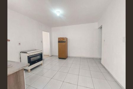 Casa para alugar com 260m², 2 quartos e 2 vagasCozinha