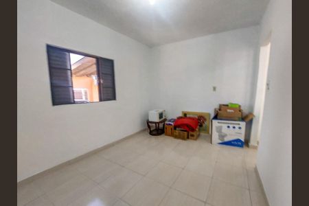 Quarto 1 de casa para alugar com 2 quartos, 260m² em Jardim Figueira Grande, São Paulo
