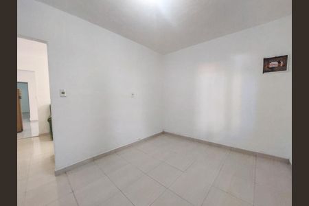 Casa para alugar com 260m², 2 quartos e 2 vagasQuarto 1