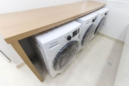 Apartamento para alugar com 35m², 2 quartos e sem vaga Apartamento para alugar com 35m², 2 quartos e sem vagaÁrea Comum