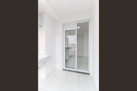 Apartamento para alugar com 35m², 2 quartos e sem vaga Apartamento para alugar com 35m², 2 quartos e sem vagaVaranda - Área de Serviço