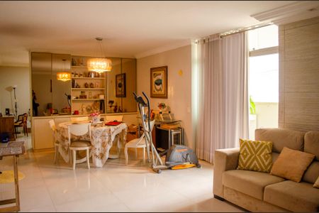 Sala de apartamento para alugar com 4 quartos, 228m² em Setor Oeste, Goiânia