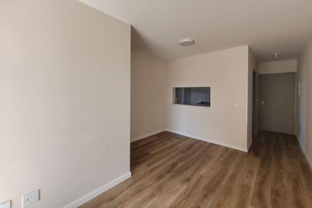 Sala de apartamento à venda com 3 quartos, 70m² em Jardim Capivari, Campinas