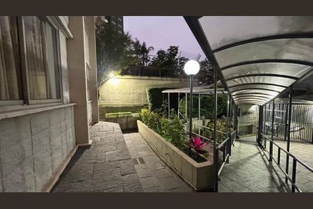 Apartamento à venda com 68m², 2 quartos e 1 vaga