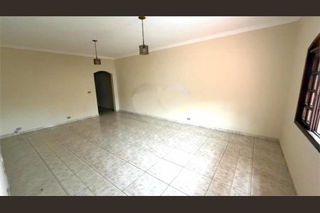 Casa à venda com 3 quartos, 182m² em Parque São Lucas, São Paulo