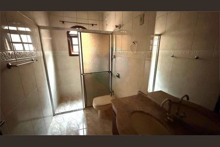 Casa à venda com 3 quartos, 182m² em Parque São Lucas, São Paulo