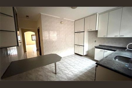 Casa à venda com 3 quartos, 182m² em Parque São Lucas, São Paulo