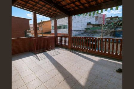 Casa à venda com 330m², 3 quartos e 2 vagas
