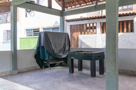 Casa de condomínio à venda com 70m², 3 quartos e 1 vaga Casa de condomínio à venda com 70m², 3 quartos e 1 vagaÁrea comum - Espaço de jogos