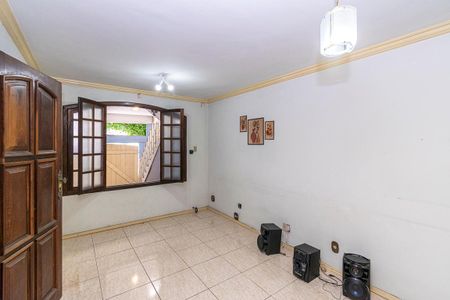 Sala de casa de condomínio à venda com 3 quartos, 70m² em Irajá, Rio de Janeiro